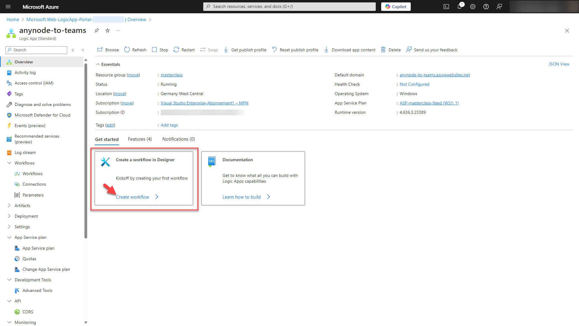 Screenshot: Microsoft Azure with created Logic App and create workflow in Designer. 
